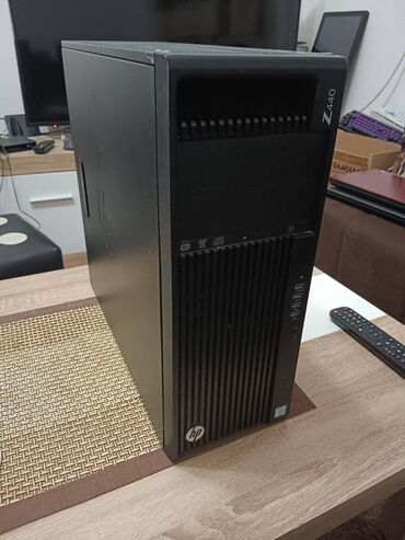 zastitno staklo za telefon novi sad: HP Workstation Z440 / E5-1620 V3 / 16GB / RX580 / SSD+HDD Na prodaju