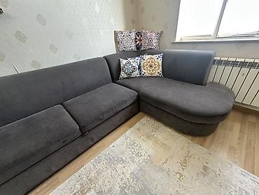 duz divanlar: Qonaq otağı üçün rahat L‑şəkilli künc divan - Rəng: tünd boz - Forma — 4