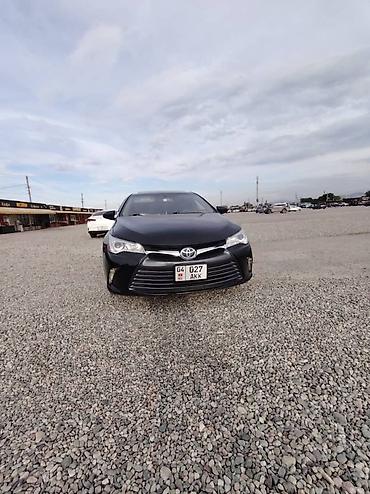 mini kuper: Toyota Camry: 2017 г., Гибрид, Седан — 1