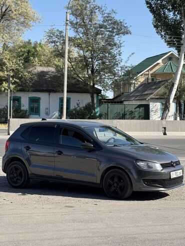 Продажа авто: Volkswagen Polo: 2010 г., 1.2 л, Механика, Бензин, Хэтчбэк