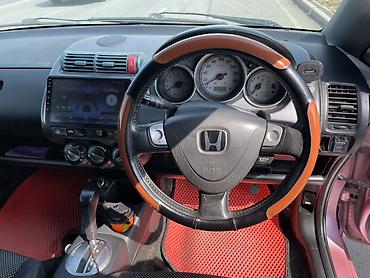 Honda: Honda Fit: 2002 г., 1.5 л, Автомат, Бензин, Хэтчбэк at lalafo.kg — 9 Honda: Honda Fit: 2002 г., 1.5 л, Автомат, Бензин, Хэтчбэк — 9