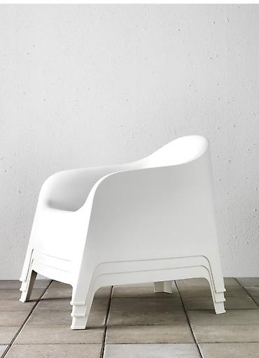 Stolice: Prodajem 4 Ikea fotelje, koriscene jednu sezonu. Bela boja. Bez — 4