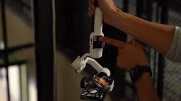 Telefon üçün stabilizatorlar: Zhiyun Smooth 5S, Smooth 5 modelindən 2 Vt gücündə quraşdırılmış LED — 5