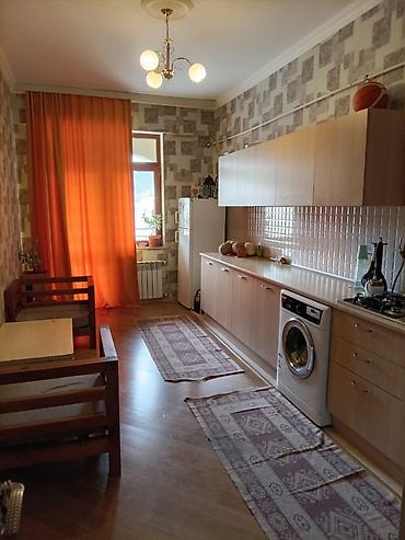 Mənzillər: 3 otaqlı, Yeni tikili, 117 kv. m — 8