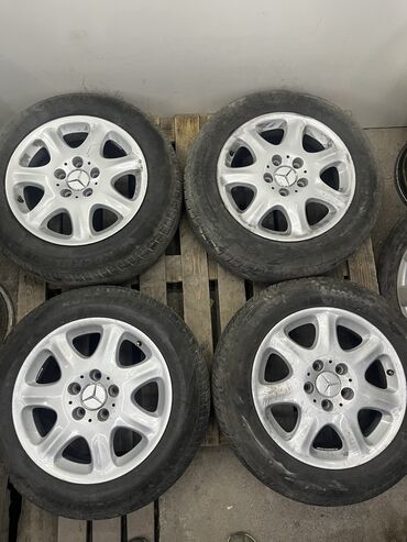 Колеса в сборе: Колеса в сборе 215 / 60 / R 16, Зима, Б/у, Комплект, Легковые, Литые, отверстий - 5
