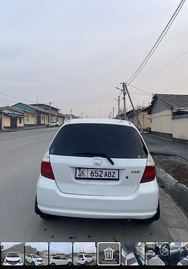 Honda: Honda Fit: 2003 г., 1.3 л, Автомат, Бензин, Хэтчбэк — 2