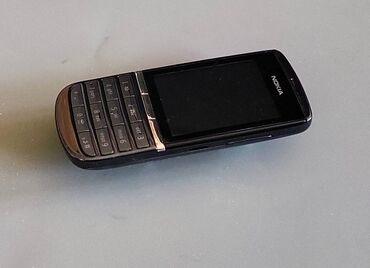 Nokia: Nokia C300 — 7