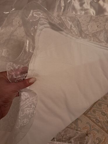 Örtüklər: Xestexana çıxışı belek, çanta, sebet. Tezedir. Ağ rəngdə körpə — 5