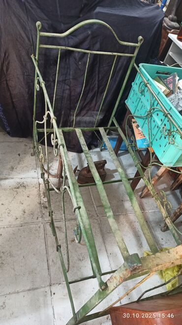 художественная ковка мебель: Односпальная кровать, Без подьемного механизма, Без матраса, Без выдвижных ящиков