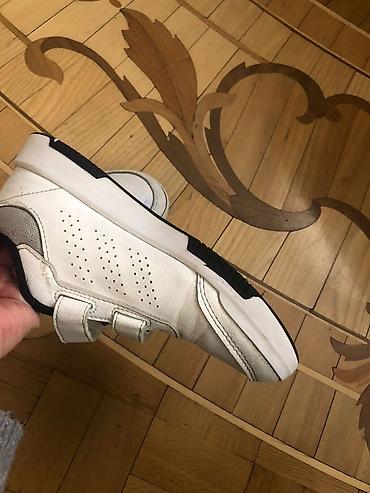 Uşaq dünyası: Original! Adidas uşaq idman ayaqqabısı - Rəng: ağ, qara detallarla - — 6