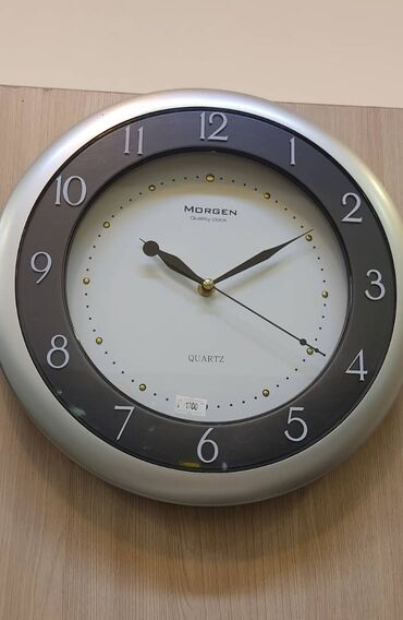 часы hublot: Morgen -настенные часы. Хорошего качества работают без-шумно Гарантия