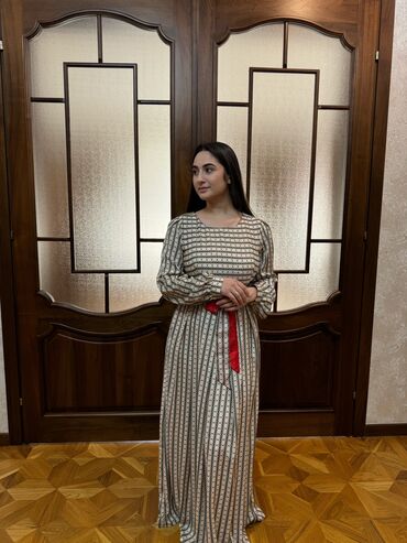 теплое платье с длинным рукавом: Кече көйнөгү, А-силуэт, Узун модель, Жибек, Жеңдери менен