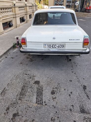 волга: QAZ 24 Volga: 2.3 l | 1990 il 155000 km Sedan