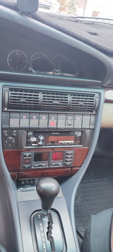 Audi: Audi A6: 1996 г., 2.6 л, Автомат, Газ, Седан — 7