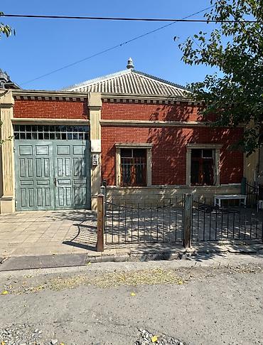 bulbulədə ev satilir: 6 otaqlı, 220 kv. m, Kredit yoxdur, Orta təmir — 1