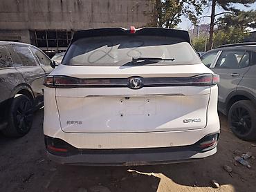 byd 5: Changan CS75 Plus: 2026 г., 1.5 л, Автомат, Электромобиль, Кроссовер — 9