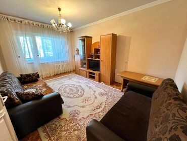срочная продажа квартир в бишкеке: 3 комнаты, 67 м², 105 серия, 4 этаж, Евроремонт