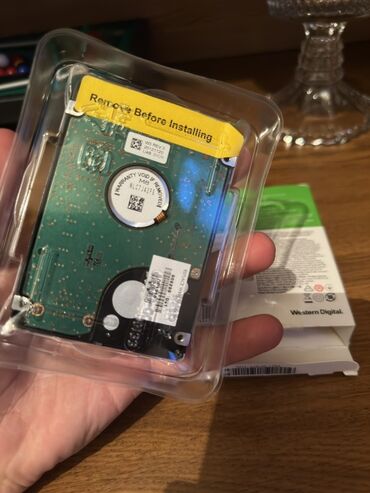 Sərt disklər (HDD): Daxili Sərt disk (HDD) Samsung, 512 GB, 2.5", Yeni