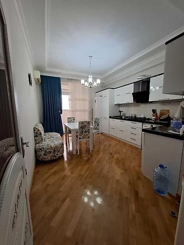 azadl: Binəqədi qəs., 3 otaqlı, Yeni tikili, m. Azadlıq Prospekti, 123 kv. m — 5