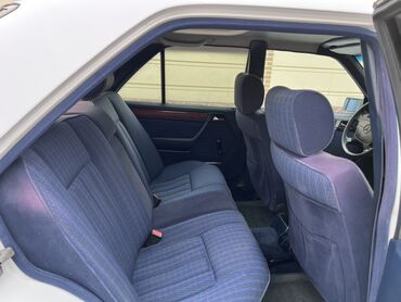 Mercedes-Benz: Mercedes-Benz W124: 1992 г., Седан — 8