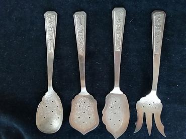 Kolleksiya qaşıqları: Старинный вьетнамский серебро. 875пр. 
154 гр 
Длина 17 см — 4