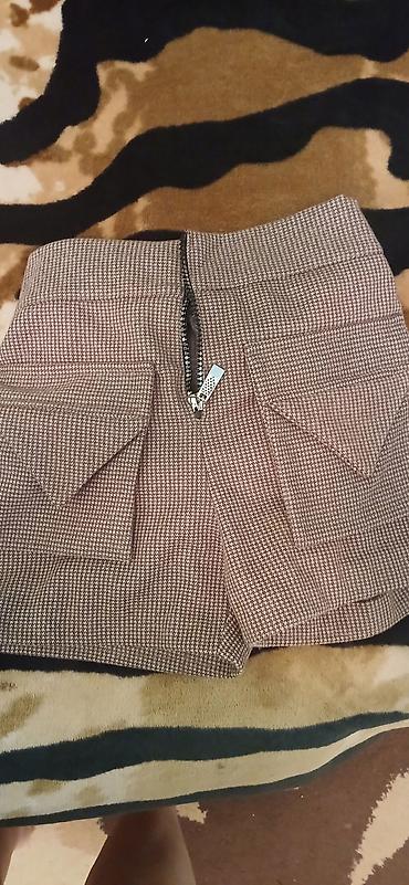 Qadın ətəyi – xaki/qəhvəyi çalarlı xırda “houndstooth” naxışlı toxuma