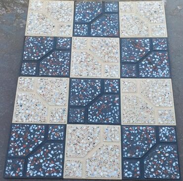 Dekorativ divar panelləri: Məhsul: Kafel/daş döşəmə plitələri (mozaik daş çınqıllı dizayn) -