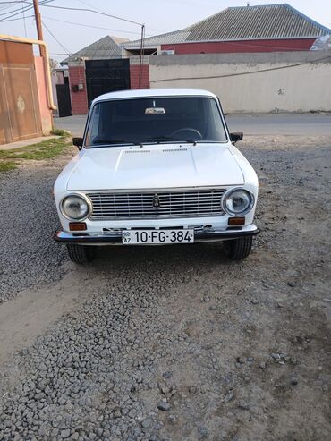 VAZ (LADA): Il 1985 mator 1.5 karopka 4 problemsizdi disklər təzə difer salamat -da lalafo.az — 7 VAZ (LADA): Il 1985 mator 1.5 karopka 4 problemsizdi disklər təzə difer salamat — 7