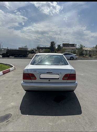x class: Mercedes-Benz E-Class: 1999 г., 3.2 л, Автомат, Бензин, Седан — 6