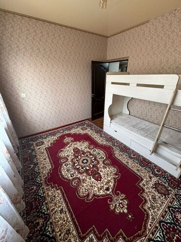 снять дом для мероприятий: 3 бөлмө, Риелтор, Чогуу жашоо менен