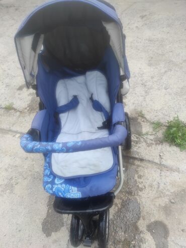 продаю коляску детскую: Коляска, цвет - Голубой, Б/у