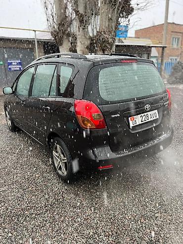 Toyota: Toyota Corolla Verso: 2003 г., 1.8 л, Механика, Бензин, Минивэн — 2