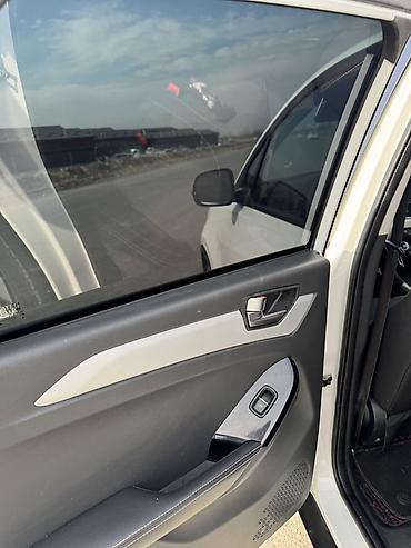 BYD: BYD E2: 2020 г., Электромобиль, Кроссовер — 17