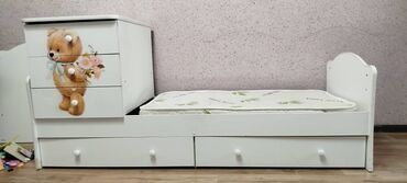 Другая детская мебель: Продается манеж, в хорошем состоянии