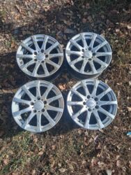 шыны на трактор: Литые Диски R 15 Audi, Комплект, отверстий - 5, Б/у