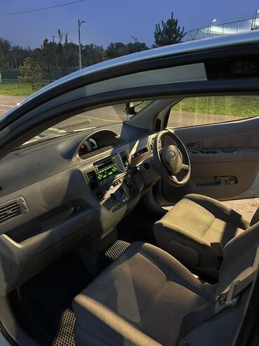 Toyota: Toyota Raum: 2003 г., 1.5 л, Автомат, Бензин, Седан — 7