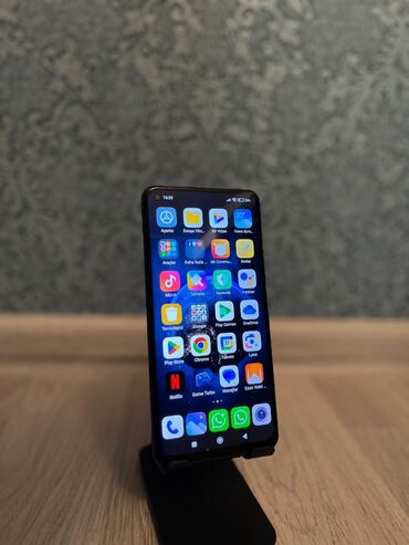 телефон fly nimbus 4: Xiaomi Mi 9, 128 GB, rəng - Göy