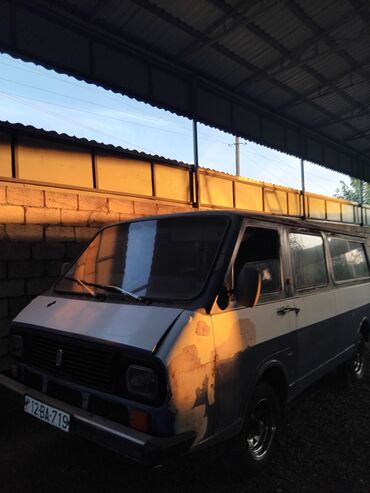 RAF: RAF : 3.7 l | 1989 il 7955 km Mikroavtobus