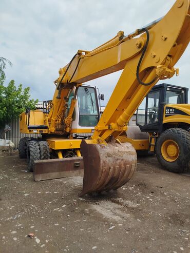 traktor kabinkası: Liebherr 902 texnika ideal veziyyet