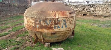 Baklar və çənlər: Bak, Metal, 5000 l l, İşlənmiş, Ünvandan götürmə