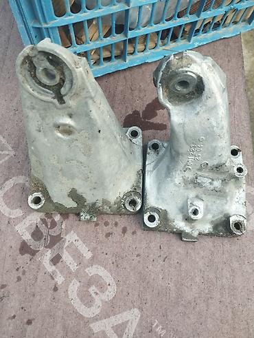 velosiped üçün motor: Mercedes-Benz: Alüminium mühərrik dayağı kronşteynləri (cüt) Təsvir — 1