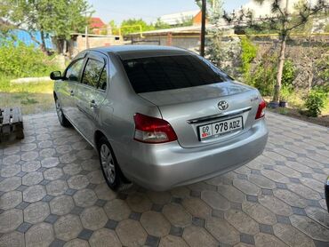 Toyota: Toyota Belta: 2006 г., 1.3 л, Автомат, Бензин