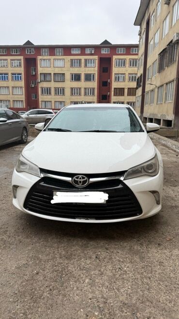 аварийное состояние: Toyota Camry: 2016 г., 2.5 л, Автомат, Бензин, Седан