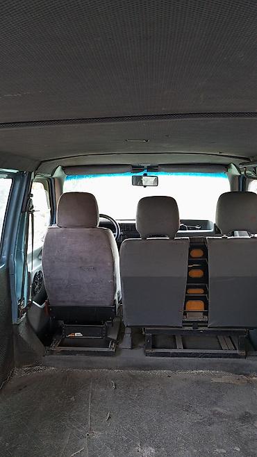 раф читири: Volkswagen Transporter: 1991 г., 2 л, Механика, Бензин, Бус — 4