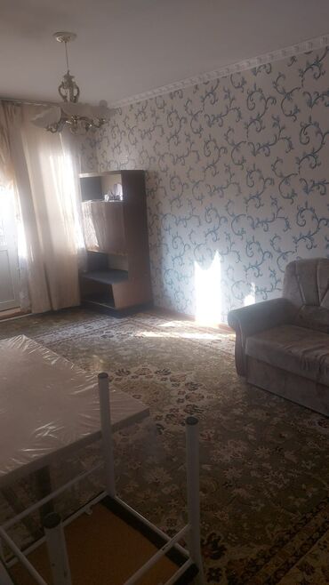 срочно продаю дом беловодск: 2 комнаты, 46 м², 103 серия, 4 этаж, Евроремонт