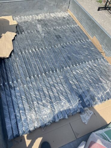 Железобетонные столбы для заборов: Столбы для сетки Рабица, Гиттера, Шарнирной, Габионой. Окрашены, с — 8