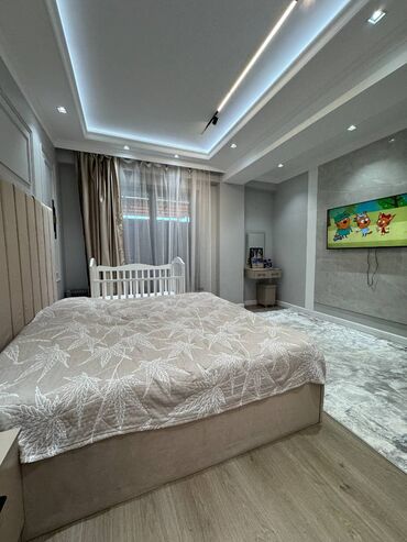 комната с подселением для парней: 3 комнаты, 110 м², Элитка, 3 этаж, Евроремонт
