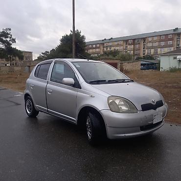 kreditle avtomobiller: Toyota Vitz: 1 l | 2000 il Hetçbek — 1