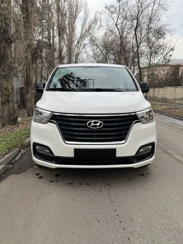 Hyundai: Hyundai Starex: 2019 г., 2.5 л, Автомат, Дизель, Фургон