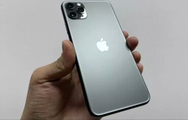 Apple iPhone: IPhone 11 Pro Max, Б/у, 256 ГБ, Зарядное устройство, 78 %